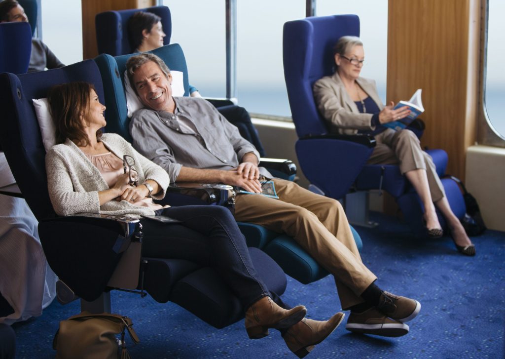 Recliners 50s Couple 59