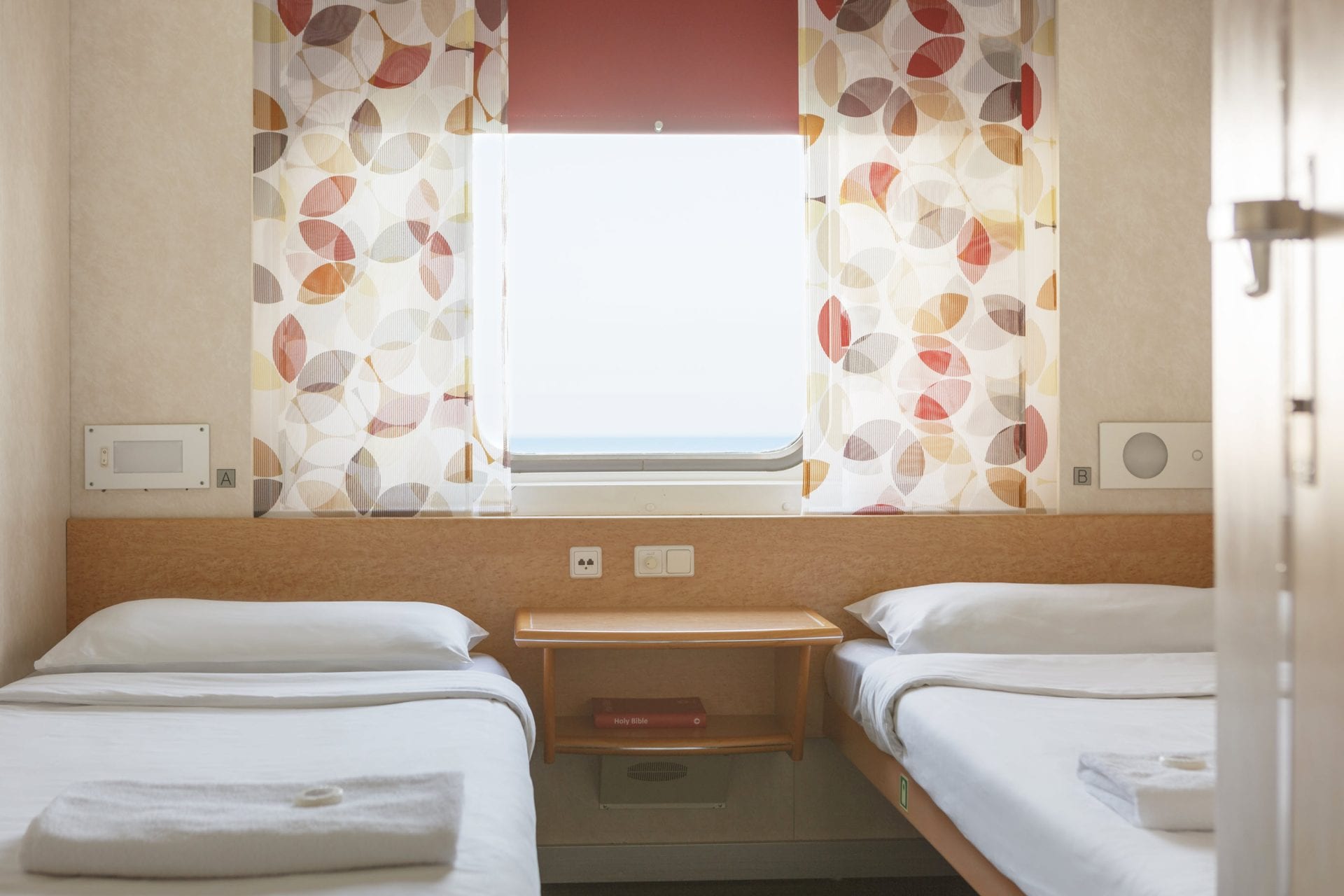 Cabin 2B P 372